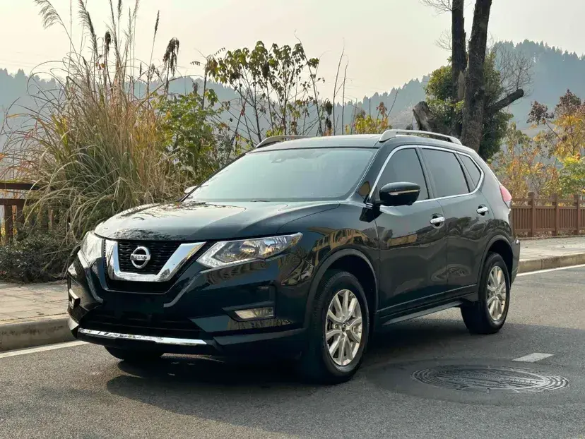 2021 Nissan X-Trail 2.0L 151HP L4 CVT