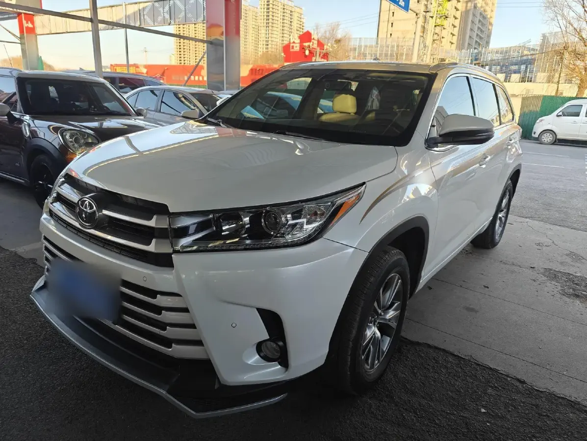 2021 Toyota Highlander 2.0T 220HP L4 6AT