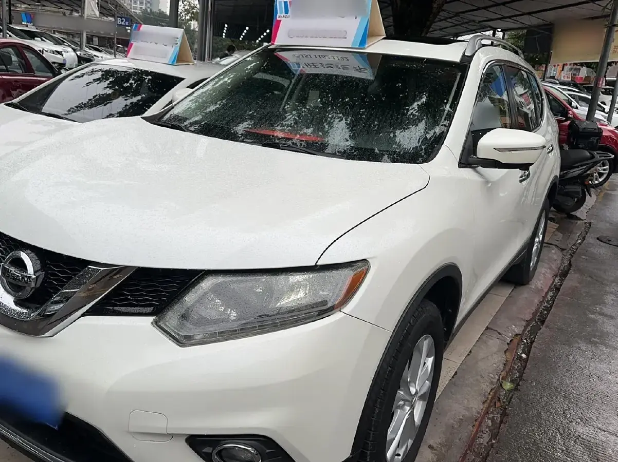 2014 Nissan X-Trail 2.0L 150HP L4 CVT