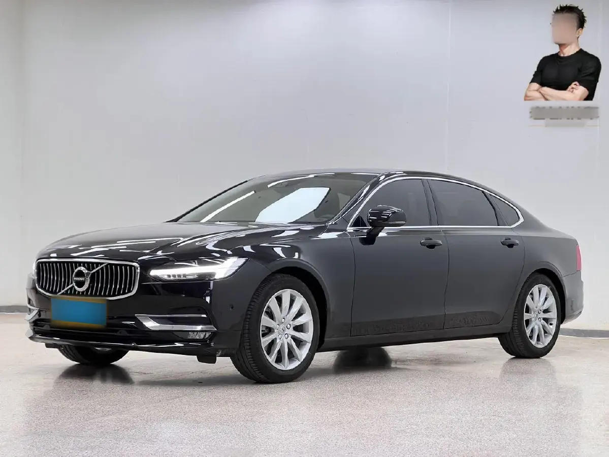 2018 Volvo S90 2.0T 254HP L4 8AT