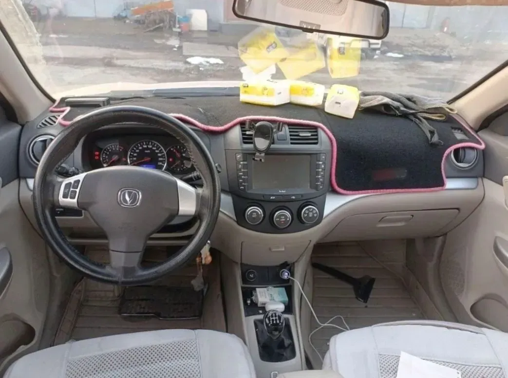 2012 ChangAn Alsvin V5 1.5L 114HP L4 5MT,autocango,china used car exporter,china ev exporter,chinese used car exporter,chinese used ev exporter