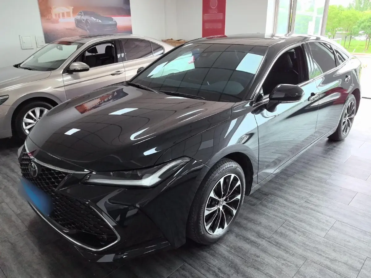 2022 Toyota Avalon 2.5L 209HP L4 8AT