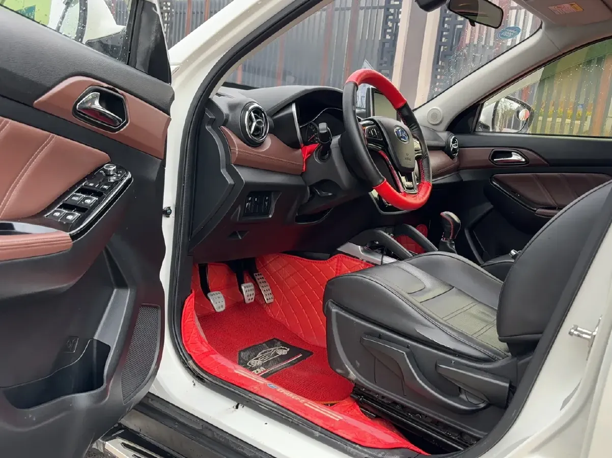 2016 BAIC ChangHe Q35 1.5L 116HP L4 5MT,autocango,china used car exporter,china ev exporter,chinese used car exporter,chinese used ev exporter