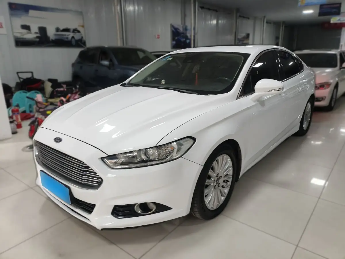 2013 Ford Mondeo 2.0T 203HP L4 6AT