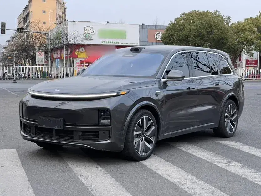 2022 Li L9 Range Extended 154HP REEV 42.6KWH