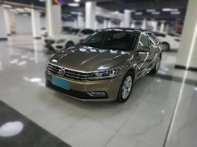 2017 Volkswagen Passat 1.8T 180HP L4 7DCT