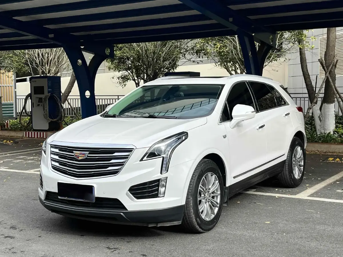 2018 Cadillac XT5 2.0T 250HP L4 8AT