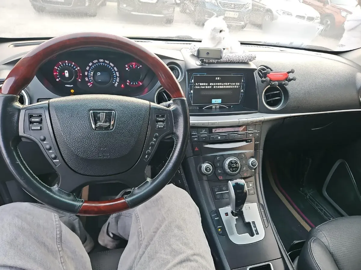 2012 Luxgen Grand7 SUV 2.2T 178HP L4 5AT,autocango,china used car exporter,china ev exporter,chinese used car exporter,chinese used ev exporter