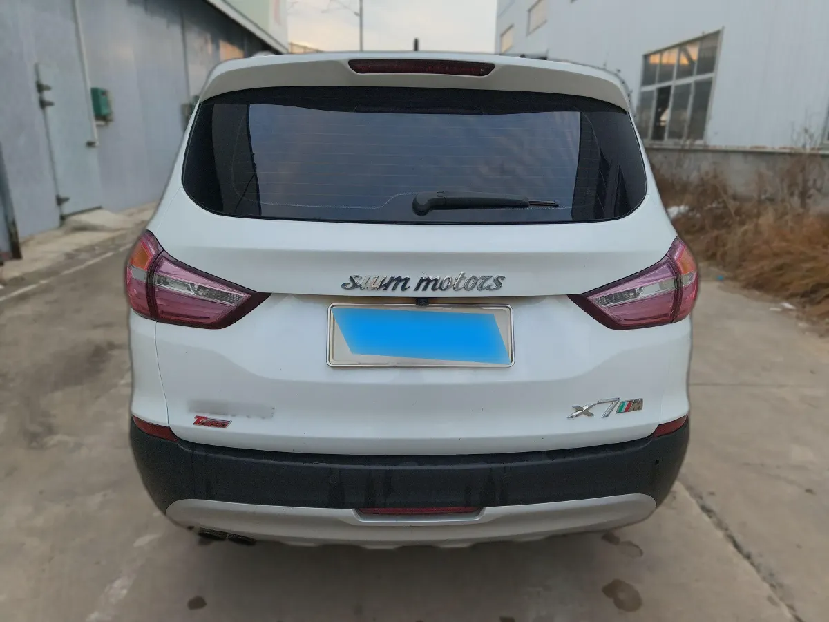 2016 SWM X7 1.5T 156HP L4 5MT,autocango,china used car exporter,china ev exporter,chinese used car exporter,chinese used ev exporter