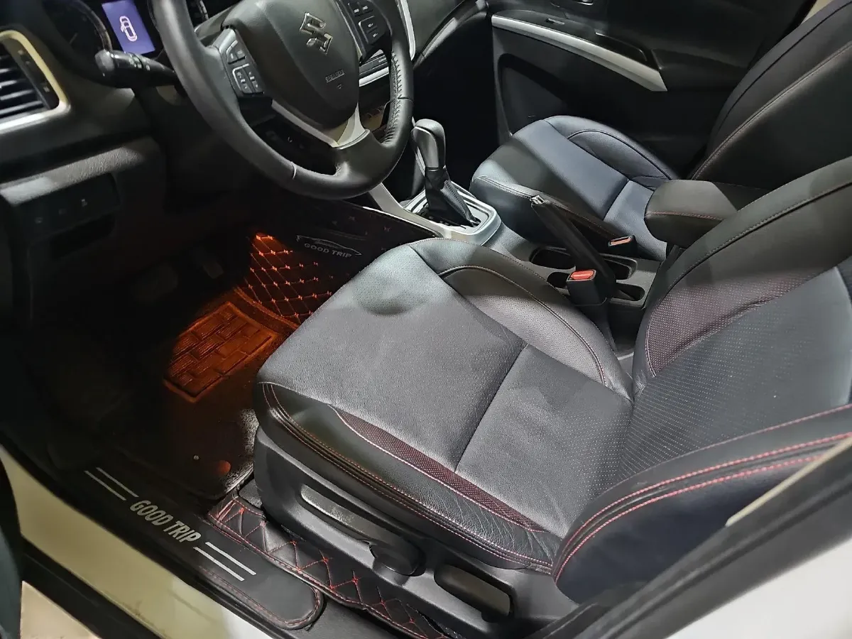 2015 Suzuki S-cross 1.6L 122HP L4 CVT,autocango,china used car exporter,china ev exporter,chinese used car exporter,chinese used ev exporter