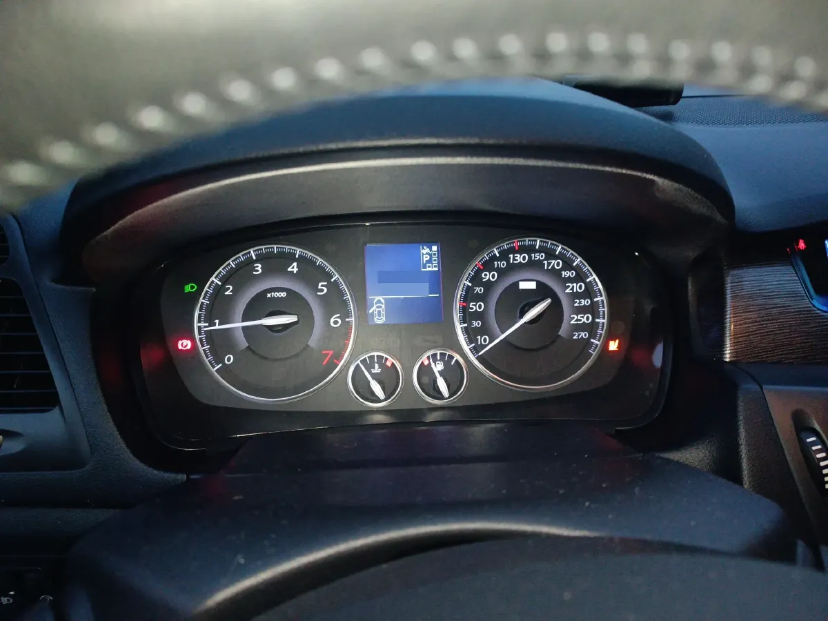 2013 Renault Latitude 2.0L 139HP L4 CVT,autocango,china used car exporter,china ev exporter,chinese used car exporter,chinese used ev exporter