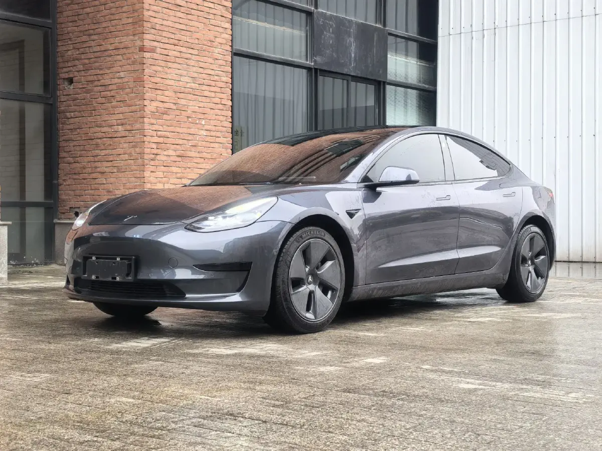 2022 Tesla Model 3 BEV 60KWH