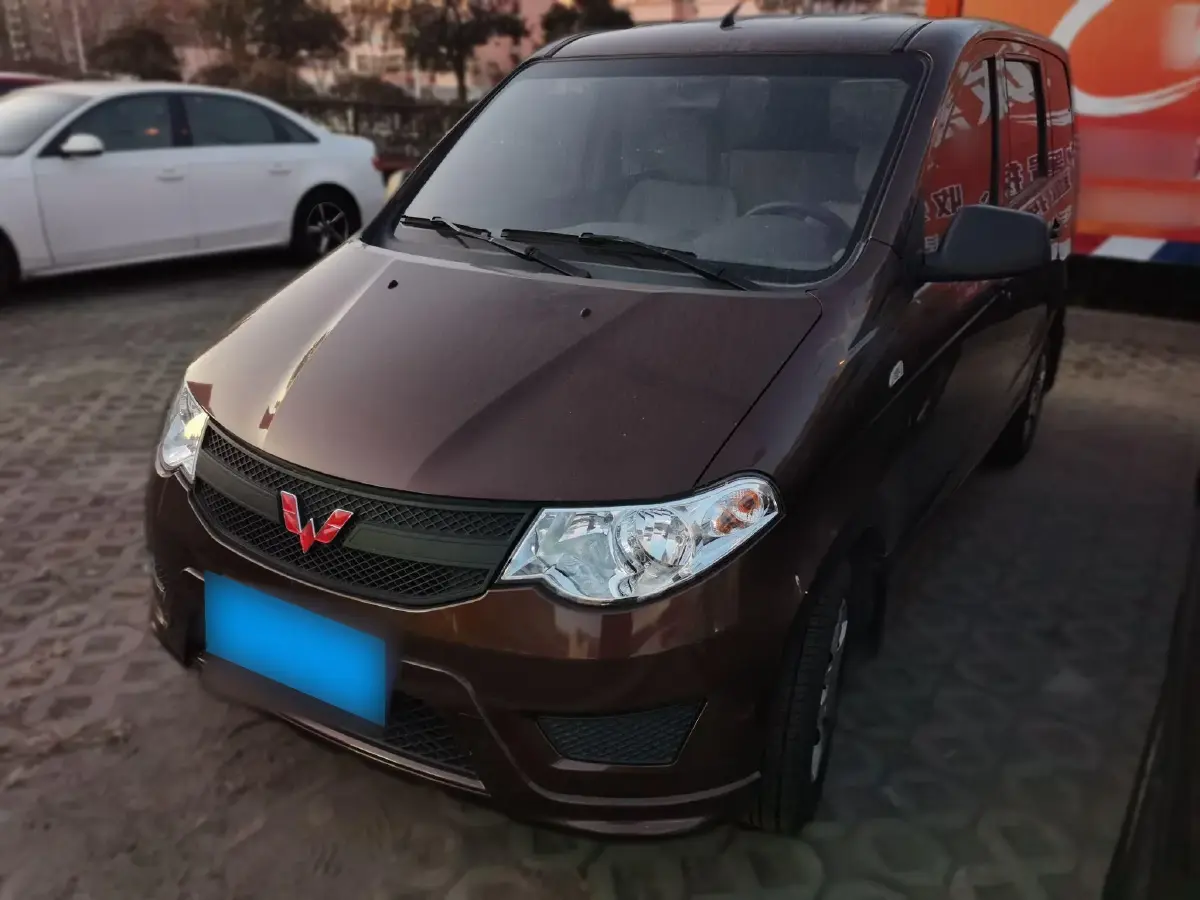 2020 WuLing HongGuang 1.2L 76HP L4 5MT