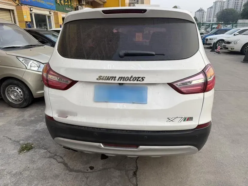 2016 SWM X7 1.5T 156HP L4 5MT,autocango,china used car exporter,china ev exporter,chinese used car exporter,chinese used ev exporter