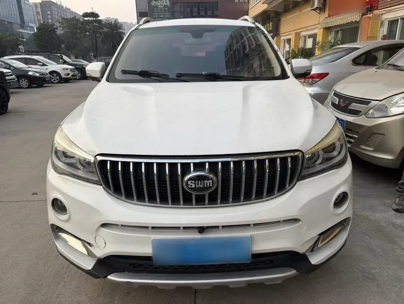 2016 SWM X7 1.5T 156HP L4 5MT,autocango,china used car exporter,china ev exporter,chinese used car exporter,chinese used ev exporter