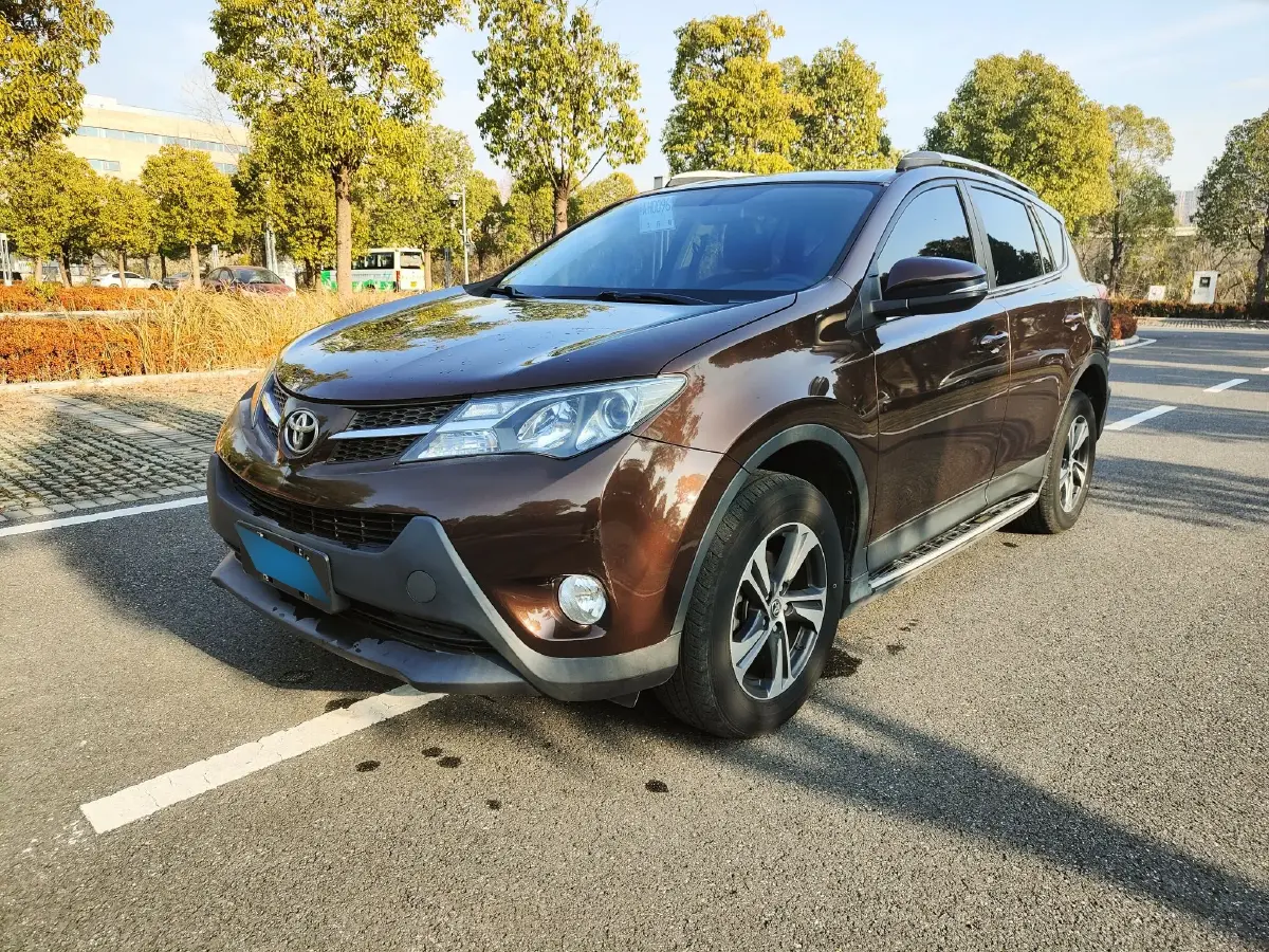 2015 Toyota RAV4 2.0L 147HP L4 CVT
