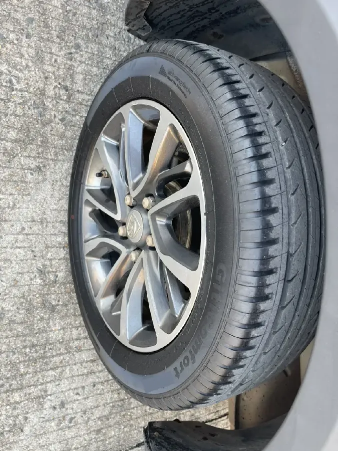 2017 BaoJun 730 1.5T 150HP L4 6MT,autocango,china used car exporter,china ev exporter,chinese used car exporter,chinese used ev exporter