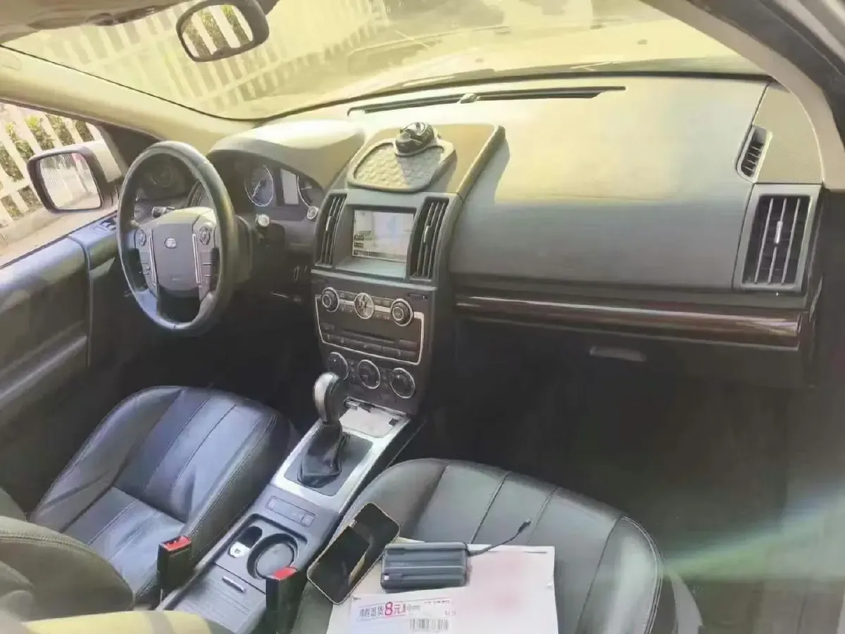 2013 Land Rover Freelander 2 2.2T 190HP L4 6AT,autocango,china used car exporter,china ev exporter,chinese used car exporter,chinese used ev exporter