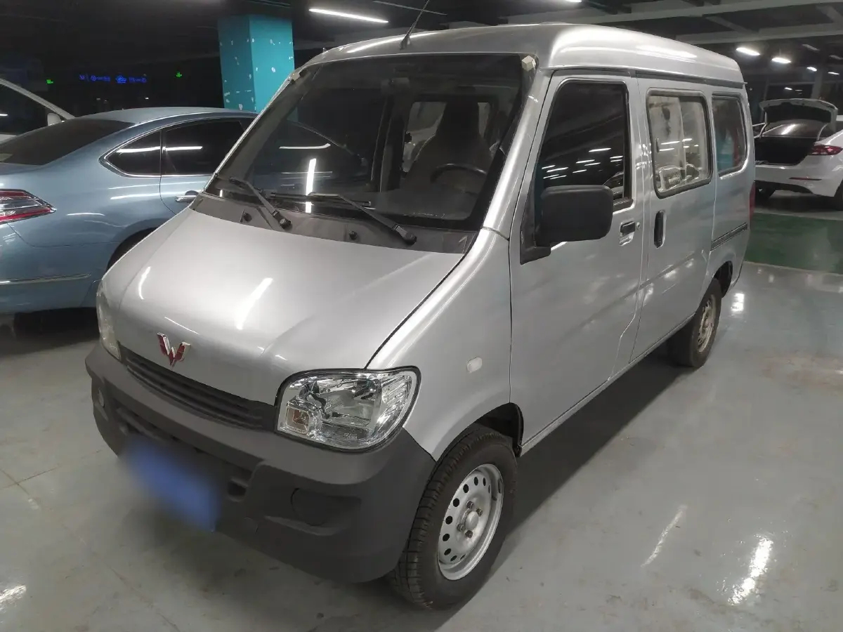 2020 WuLing ZhiGuang 1.2L 76HP L4 5MT
