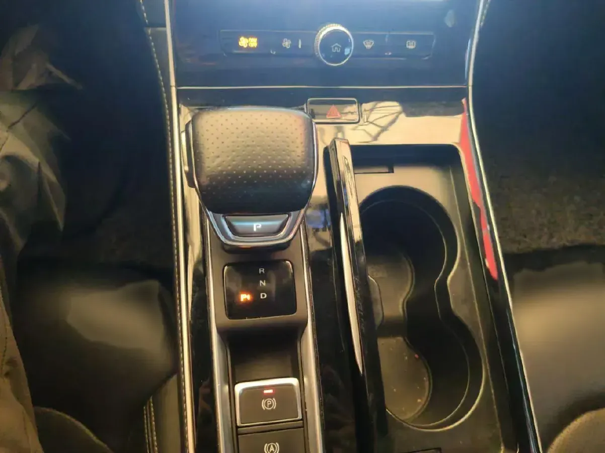 2021 Rising Auto ER6 BEV 69.9KWH,autocango,china used car exporter,china ev exporter,chinese used car exporter,chinese used ev exporter