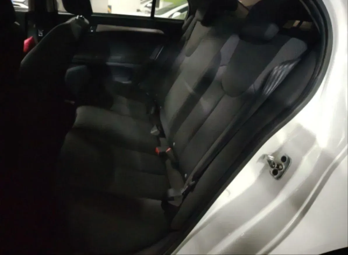 2015 Roewe 350 1.5L 109HP L4 5MT,autocango,china used car exporter,china ev exporter,chinese used car exporter,chinese used ev exporter