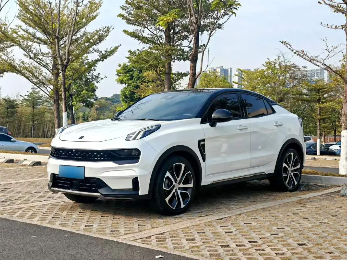 2020 LYNK&CO 05 2.0T 254HP L4 8AT