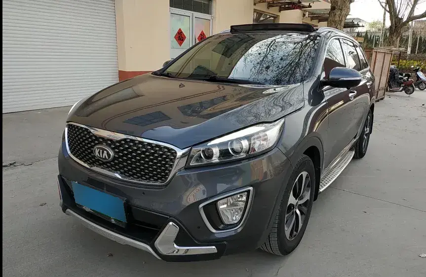 2015 Kia Sorento 2.4L 188HP L4 6AT