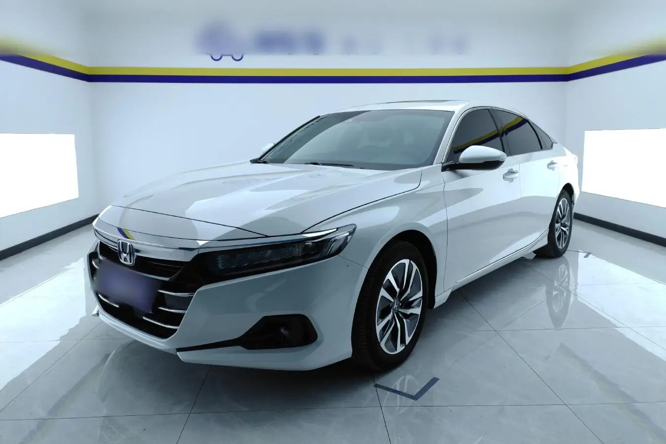 2022 Honda Accord 2.0L 146HP L4 E-CVT Hybrid