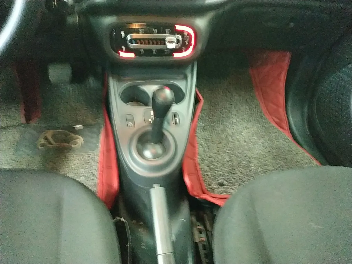 2016 Smart smart forfour 1.0L 71HP L3 6DCT,autocango,china used car exporter,china ev exporter,chinese used car exporter,chinese used ev exporter