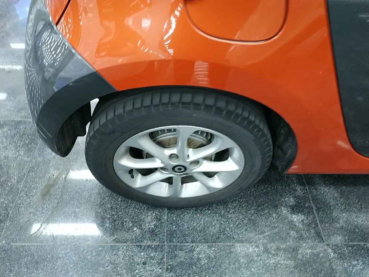 2016 Smart smart forfour 1.0L 71HP L3 6DCT,autocango,china used car exporter,china ev exporter,chinese used car exporter,chinese used ev exporter