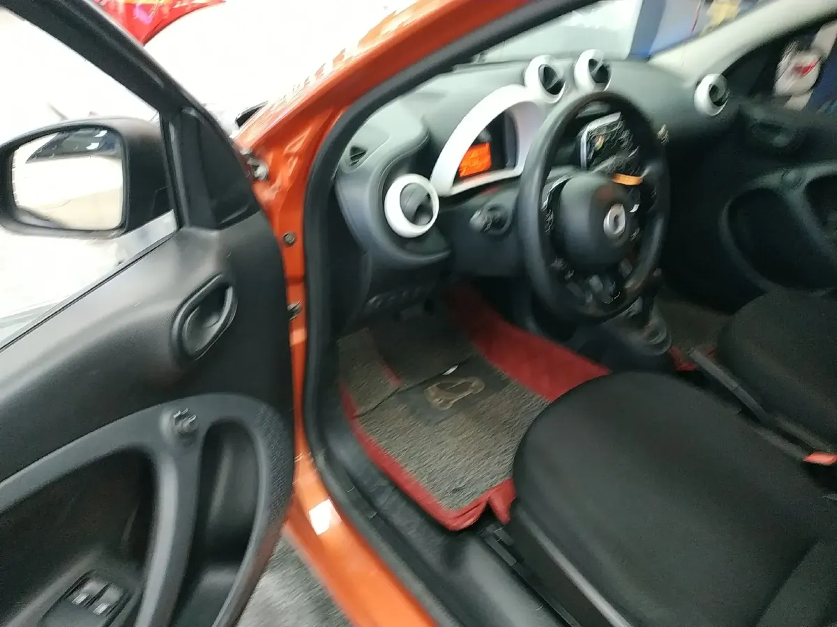 2016 Smart smart forfour 1.0L 71HP L3 6DCT,autocango,china used car exporter,china ev exporter,chinese used car exporter,chinese used ev exporter