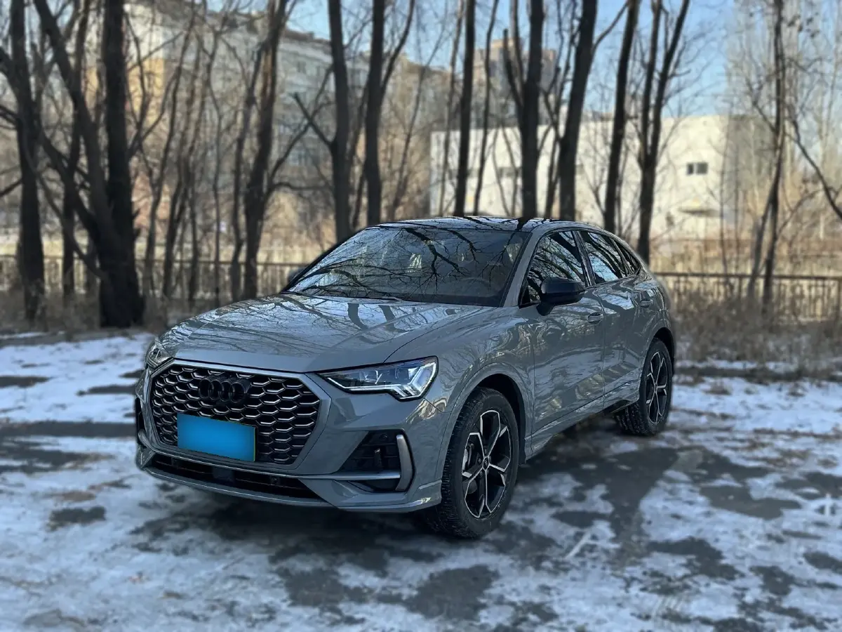 2024 Audi Q3 Sportback 2.0T 186HP L4 7DCT