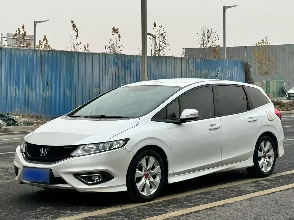 2016 Honda Jade 1.8L 141HP L4 5AT