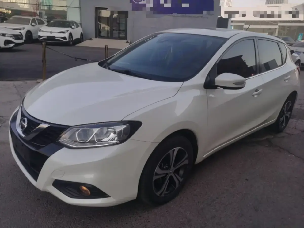 2016 Nissan Tiida 1.6L 126HP L4 CVT