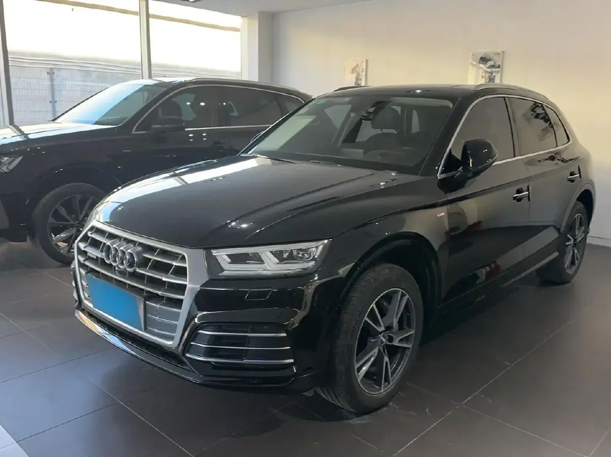 2018 Audi Q5L 2.0T 190HP L4 7DCT
