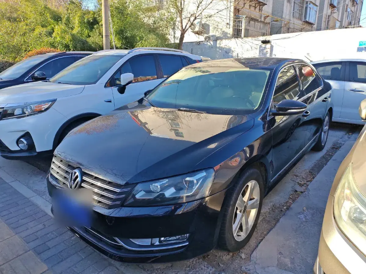 2014 Volkswagen Passat 1.8T 160HP L4 7DCT