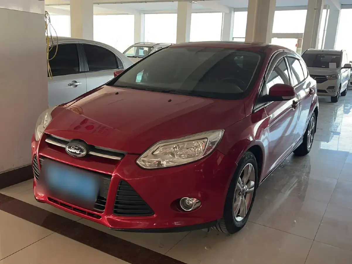 2012 Ford Focus 1.6L 125HP L4 6DCT