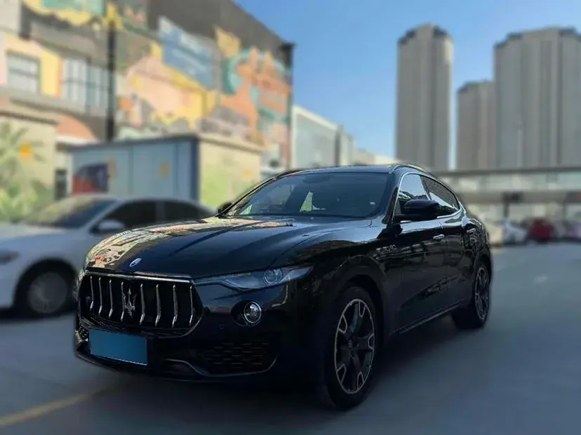 2016 Maserati Levante 3.0T 350HP V6 8AT
