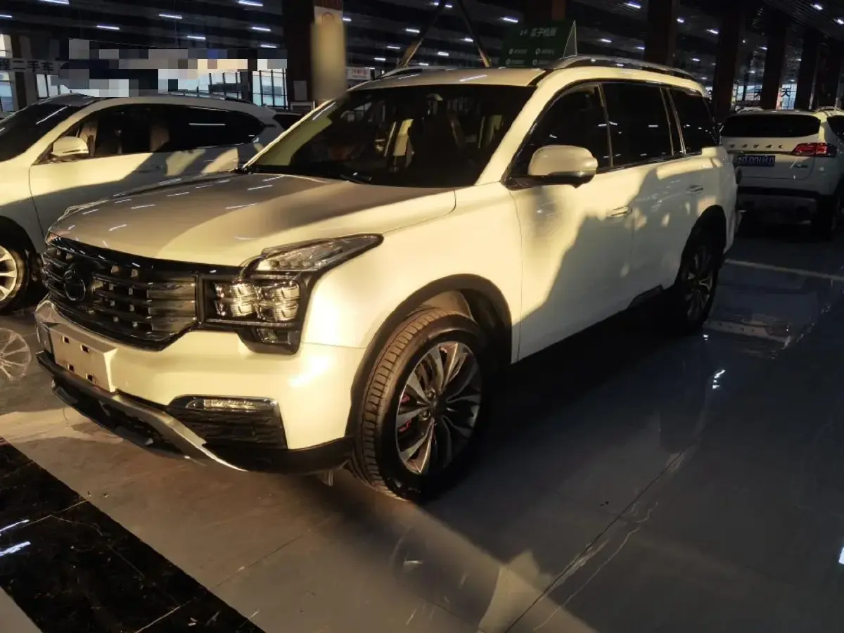 2017 GAC Trumpchi GS8 2.0T 201HP L4 6AT