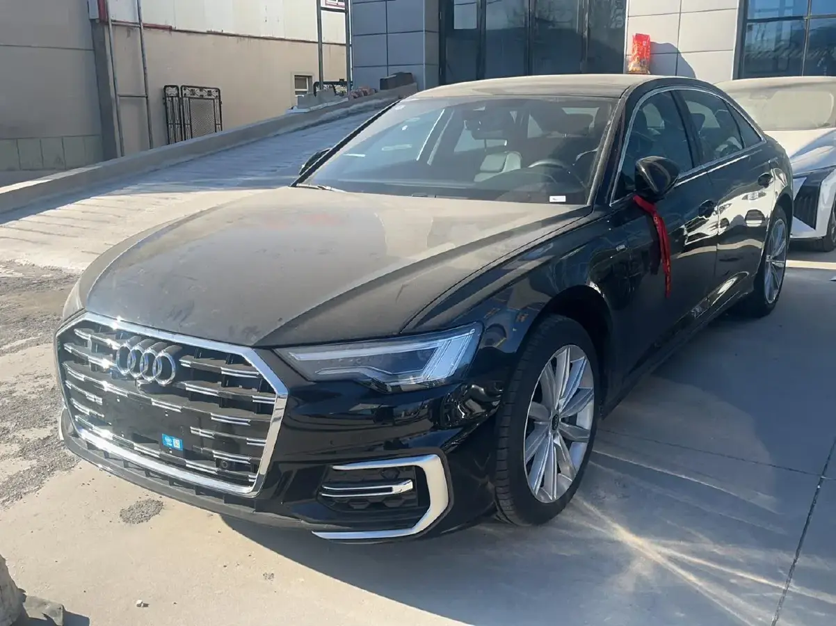 2023 Audi A6L 2.0T 245HP L4 7DCT