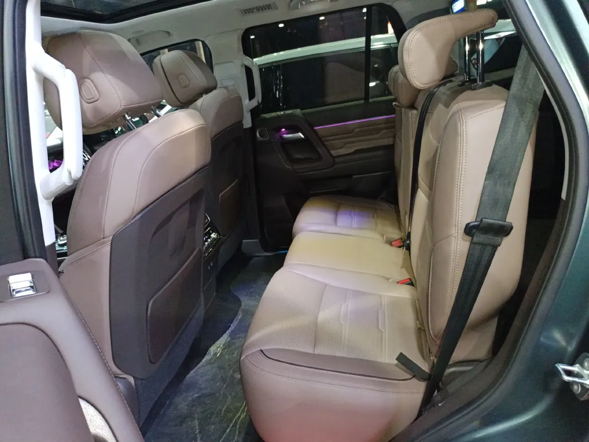 2022 BeiJing BJ60 2.0T 267HP L4 8AT,autocango,china used car exporter,china ev exporter,chinese used car exporter,chinese used ev exporter