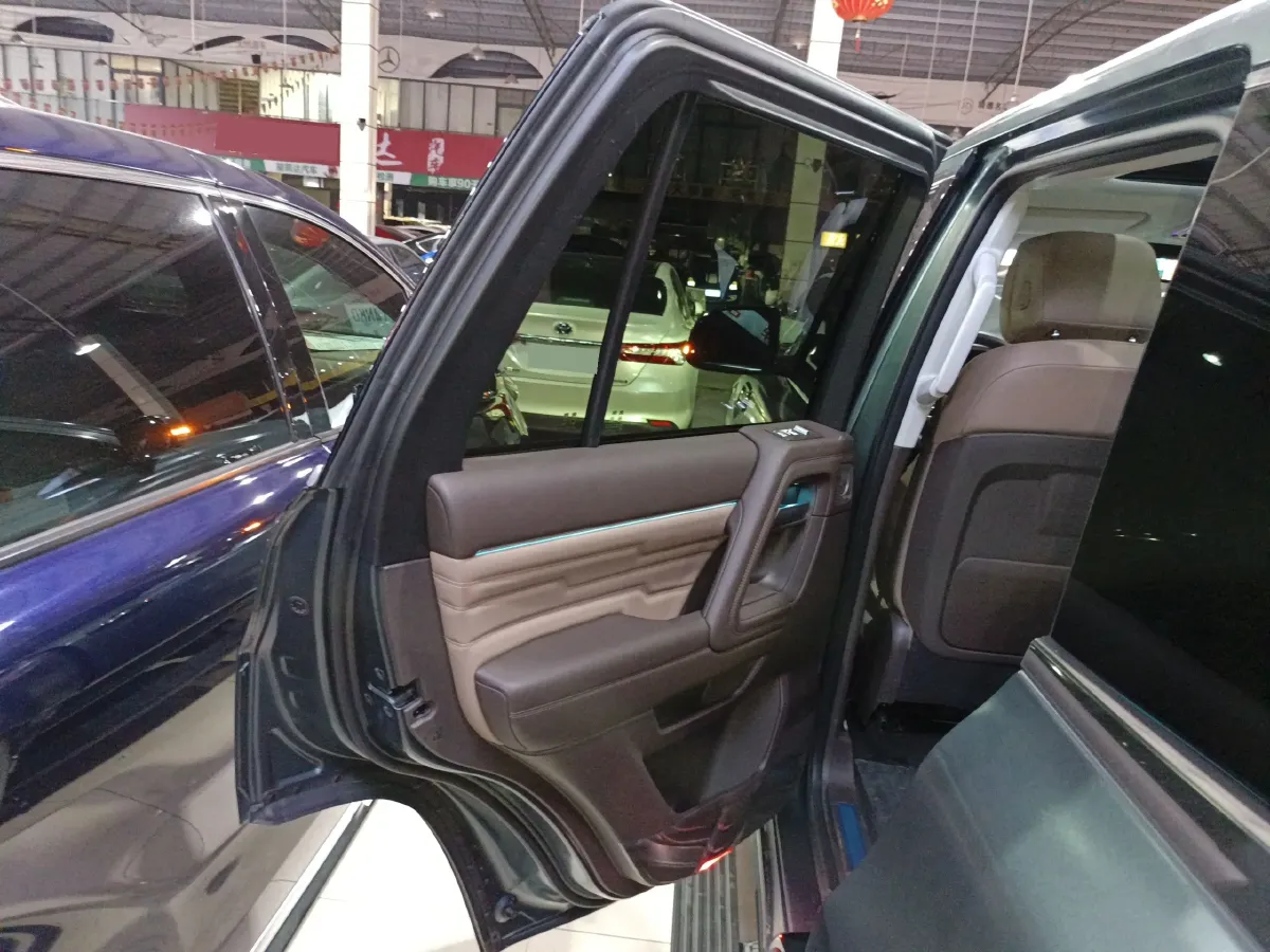 2022 BeiJing BJ60 2.0T 267HP L4 8AT,autocango,china used car exporter,china ev exporter,chinese used car exporter,chinese used ev exporter