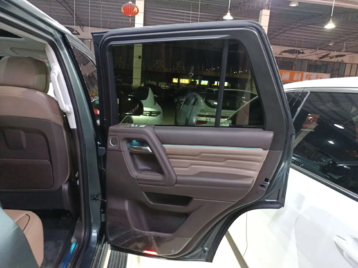 2022 BeiJing BJ60 2.0T 267HP L4 8AT,autocango,china used car exporter,china ev exporter,chinese used car exporter,chinese used ev exporter