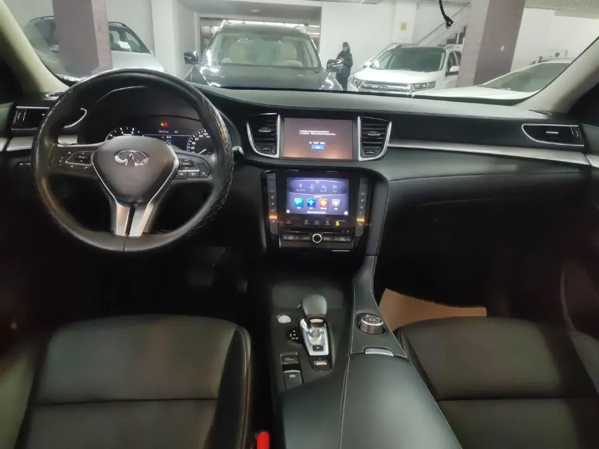 2018 Infiniti QX50 2.0T 272HP L4 CVT,autocango,china used car exporter,china ev exporter,chinese used car exporter,chinese used ev exporter