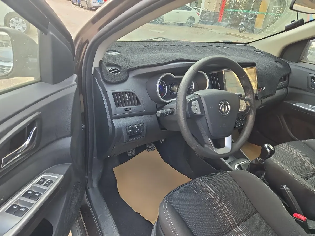 2016 DongFeng Aeolus AX3 1.5L 116HP L4 5MT,autocango,china used car exporter,china ev exporter,chinese used car exporter,chinese used ev exporter