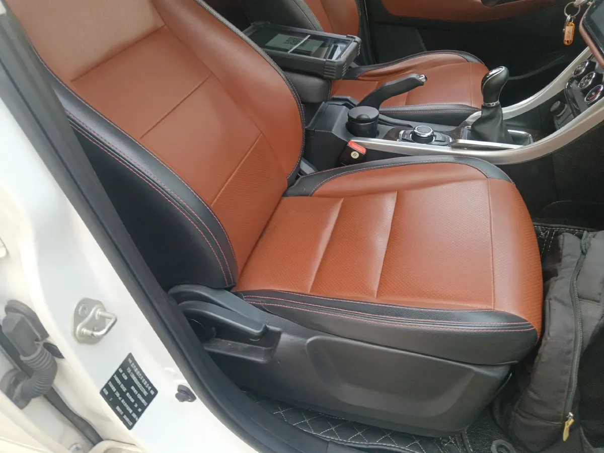 2016 BAIC Hyosow S3 1.5L 113HP L4 5MT,autocango,china used car exporter,china ev exporter,chinese used car exporter,chinese used ev exporter