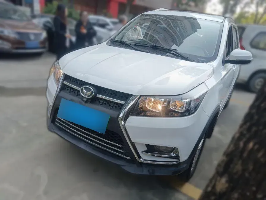 2016 BAIC Hyosow S3 1.5L 113HP L4 5MT,autocango,china used car exporter,china ev exporter,chinese used car exporter,chinese used ev exporter