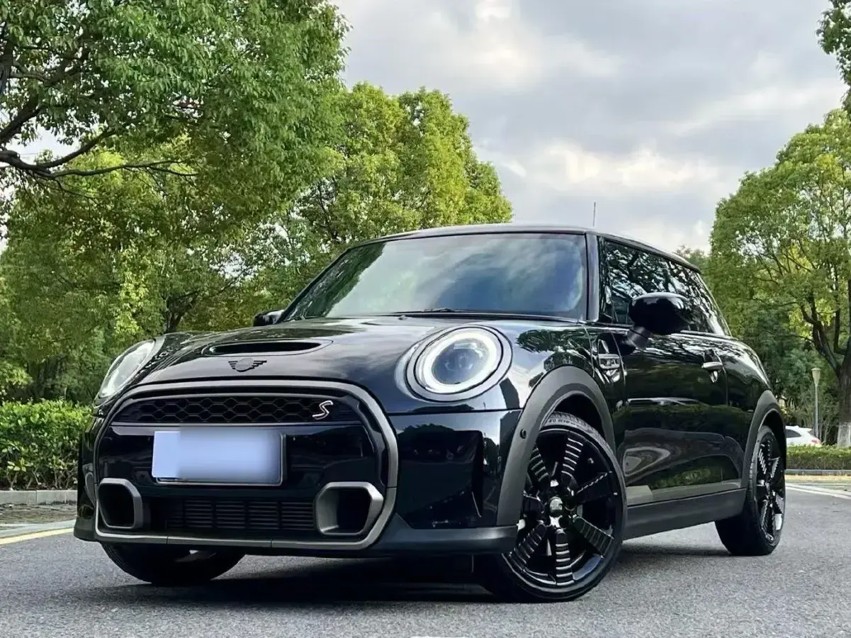 2023 MINI MINI 2.0T 178HP L4 7DCT