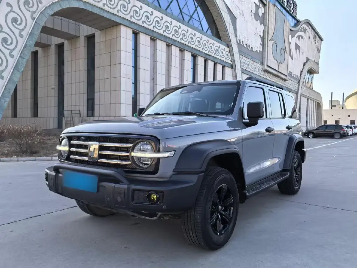 2023 Tank 300 2.0T 227HP L4 8AT