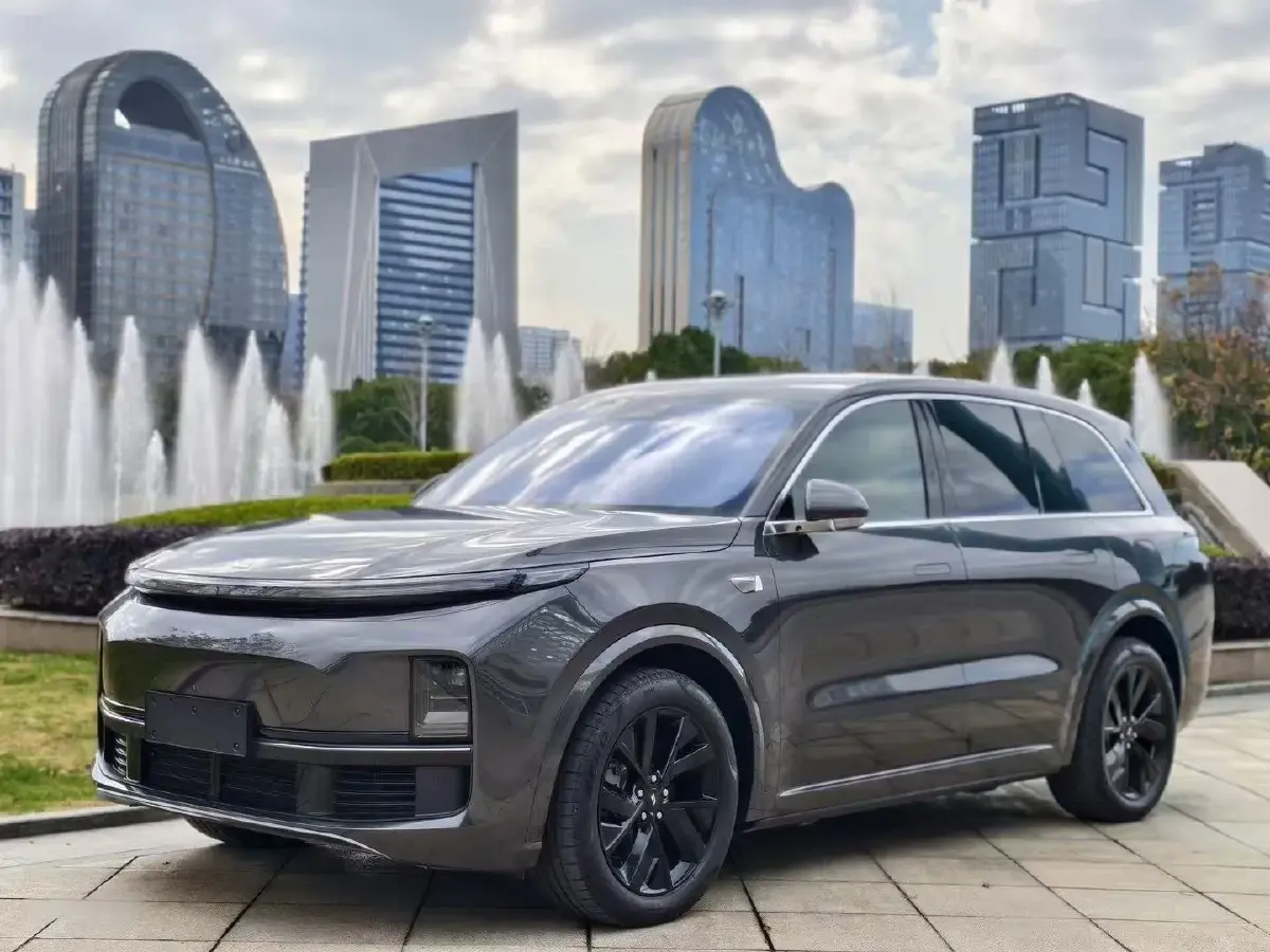 2023 Li L8 Range Extended 154HP REEV 40.9KWH